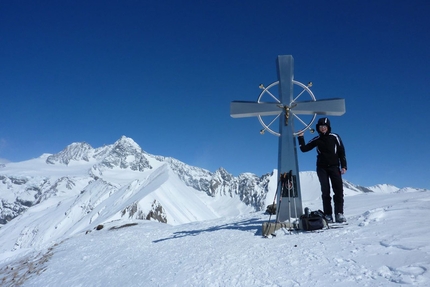 Austria ski mountaineering - Figerhorn (2743m): on the summit, with Grossglockner in the background.