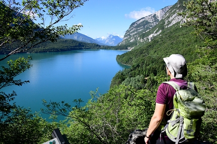 Attorno al Lago di Molveno - Altopiano della Paganella - Attorno al Lago di Molveno - Altopiano della Paganella: © Franco Voglino e Annalisa Porporato