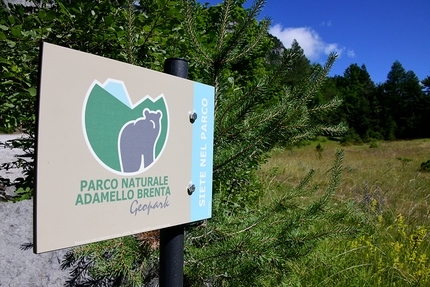 Attorno al Lago di Molveno - Altopiano della Paganella - Attorno al Lago di Molveno - Altopiano della Paganella: © Franco Voglino e Annalisa Porporato