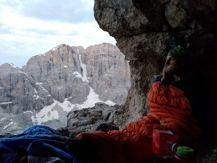 Scalatori di nuvole Campanile Caigo - Scalatori di nuvole: Campanile Caigo, Dolomiti di Brenta (Marco Pellegrini, Francesco Salvaterra)