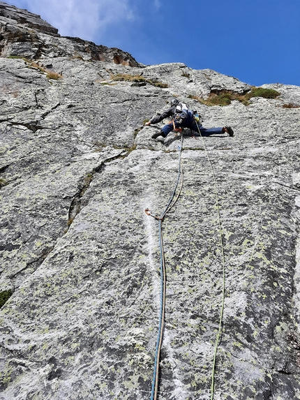 La banda degli onesti Pain de Sucre - Anticima - La banda degli onesti: Pain de Sucre, Valle del Gran San Bernardo