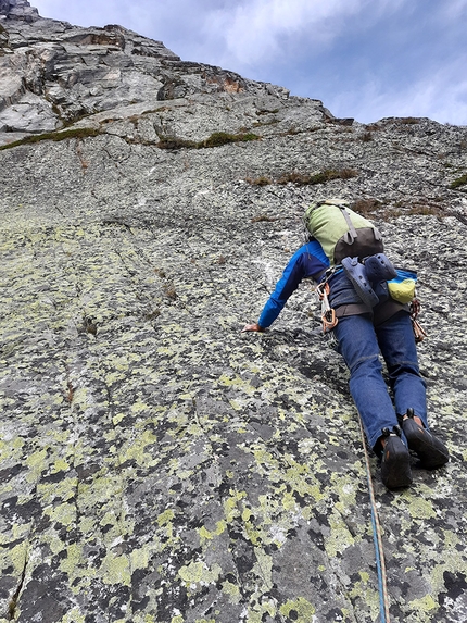 La banda degli onesti Pain de Sucre - Anticima - La banda degli onesti: Pain de Sucre, Valle del Gran San Bernardo