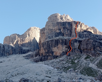 Via delle mamme + Gigi Caresia Crozzet del Rifugio - Via delle mamme + Gigi Caresia: Crozzet del Rifugio, Val d’Ambiez, Dolomiti di Brenta © Francesco Salvaterra