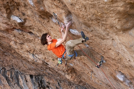 Adam Ondra - Adam Ondra on Directa Open Your Mind 9a/a+ (Ramon Julian 2008, Santa Linya, Spain