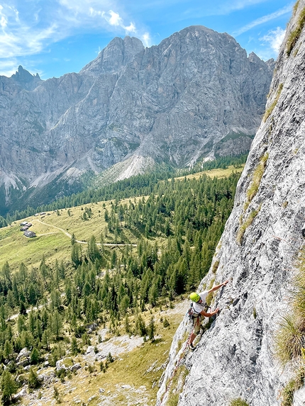 Via 60° Soccorso Alpino Val Pettorina Monte Fop - Via 60° Soccorso Alpino Val Pettorina: Monte Fop, Dolomiti (Federico Dell’Antone, Matteo Dagai, Andrea Darman, Alessandro Graziosi 17/08/2022)