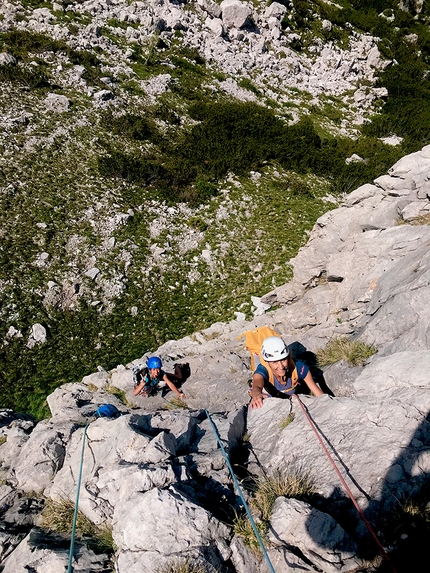 Via Per Lory Spallone Irene - Via Per Lory: Spallone Irene, Dolomiti di Brenta (Soukaina Dali, Davide Ortolani, Monica Susat 06/2022)