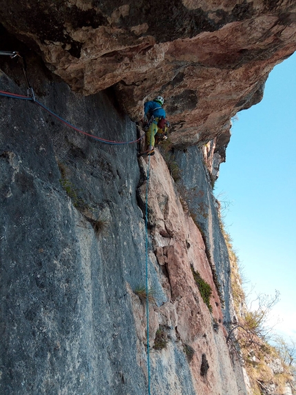 Via Nòn alpinistica Monte Castel Corona - Via Nòn alpinistica: Monte Castel Corona, Val di Non (Stefano Menegardi, Umberto Santuari)