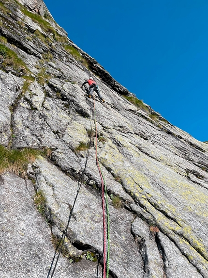 Via dei Morbegnesi Qualido, Val Qualido - Via dei Morbegnesi: Qualido, Val di Mello (Nicola Ciapponi, Fabio Salini, Davide Spini)