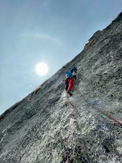 Via dei Morbegnesi Qualido, Val Qualido - Via dei Morbegnesi: Qualido, Val di Mello (Nicola Ciapponi, Fabio Salini, Davide Spini)