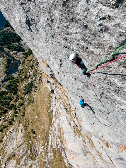 Via dei Morbegnesi Qualido, Val Qualido - Via dei Morbegnesi: Qualido, Val di Mello (Nicola Ciapponi, Fabio Salini, Davide Spini)