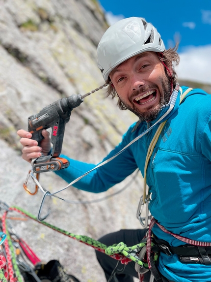 Via dei Morbegnesi Qualido, Val Qualido - Via dei Morbegnesi: Qualido, Val di Mello (Nicola Ciapponi, Fabio Salini, Davide Spini)