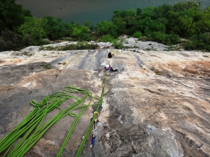 Gli Ormonauti Monte Rocca - Chiusa di Ceraino - Gli Ormonauti: Monte Rocca - Chiusa di Ceraino (Matteo Rivadossi, Vincenzo Valtulini, 04/2022)