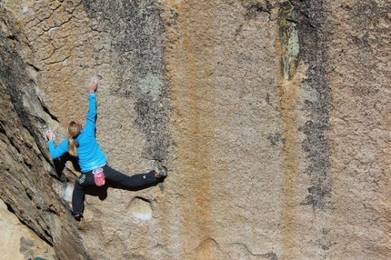 Katharina Saurwein - Katharina Saurwein boudlering at the Buttermilks, Bishop, USA