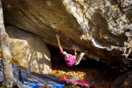 Michele Caminati and his boulder problem Ultimo dei Moicani at Amiata