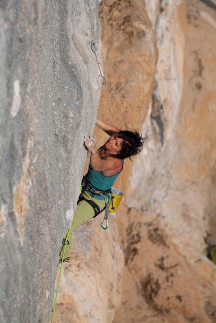 Barbara Raudner - Barbara Raudner sending Full Equip 8c at Oliana, Spain