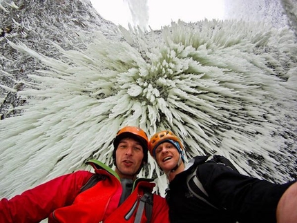 Helmcken Falls - Klemen Preml and Tim Emmett below the Helmcken Falls, Canada