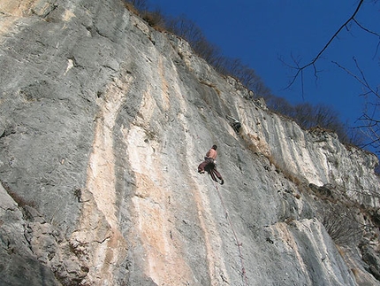 Cornalba - Federico Furia su Miranda 7a+, Cornalba