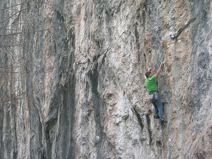 Madonna della rota, Lombardia, Italia - In arrampicata a Madonna della rota