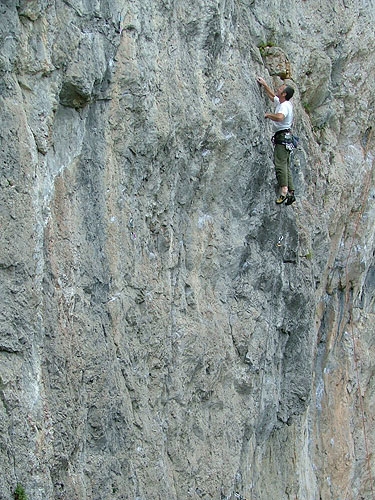 Nibbio, Lombardia, Italia - In arrampicata a Nibbio