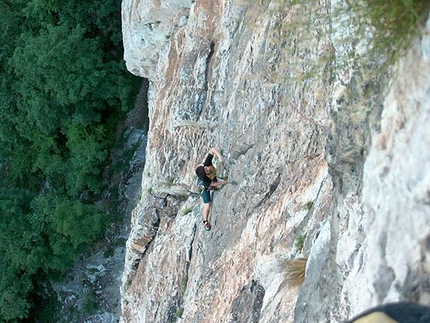 Parete dei Falchi, Belluno - Sul terzo tiro di 