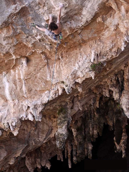 Sikati Cave, Kalymnos - Adam Ondra, Jaws 8c, Sikati Cave, Kalymnos, Greece