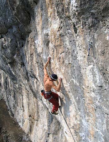 Riccardo Scarian su Drumtime 8c+. -  Stefano Brondolo
