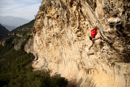 Terradets, Spain - Andreas Bindhammer climbing Definition de action 8c.