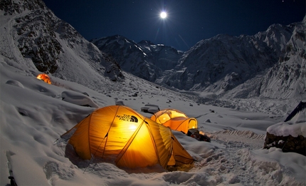 Nanga Parbat - Simone Moro e Denis Urubko durante il loro tentativo della prima invernale al Nanga Parbat.