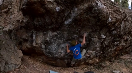 Stefano Ghisolfi and the boulder problems Icaro and Scheletri nell'Armadio