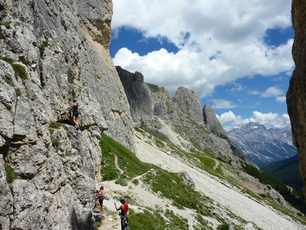 Piccolo Lagazuoi, Dolomites - Piccolo Lagazuoi, Dolomites: Il tasso 4a.
