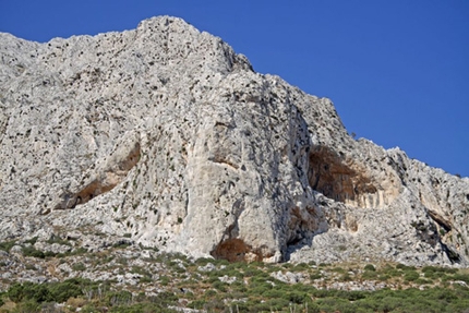 ET - Kalymnos - Climbing at the crag ET on the island of Kalymnos