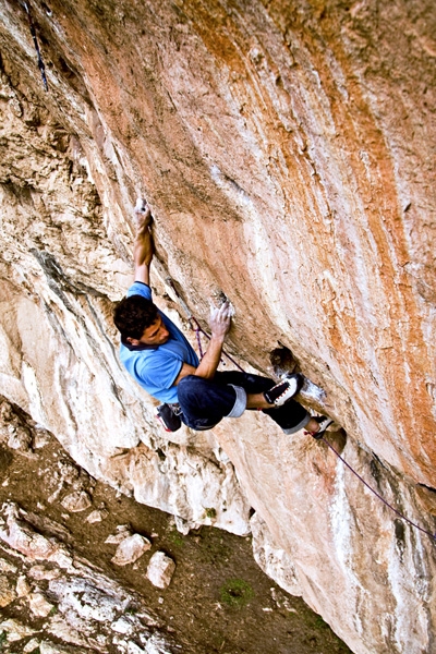 Kofi, Greece - Kofi, Greece: Chris Tsourvakas, In da Club 8a+
