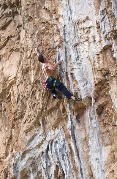 Anarva, Greece - Chris Tsourvakas, Yperionas 8a+, Anarva, Greece
