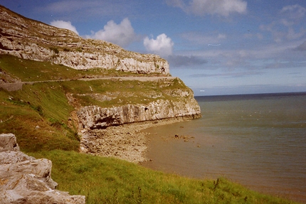 Lower Pen Trwyn, Galles - Lower Pen Trwyn, una delle più belle falesie di arrampicata sportiva nel Galles del Nord con circa 60 vie dal 6a fino al 9a.