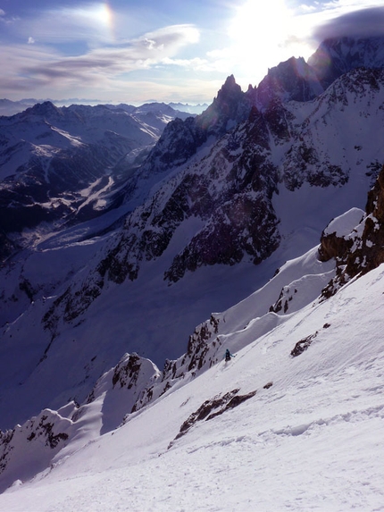 Mont Rochefort - On 13/02/2012 Davide Capozzi and the Mountain Guide Stefano Bigio carried out a first ski and snowboard descent on Mont Rochefort (Mont Blanc).