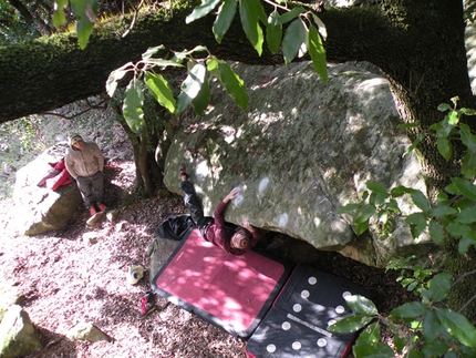 Pietra del Toro - Bouldering at Pietra del Toro