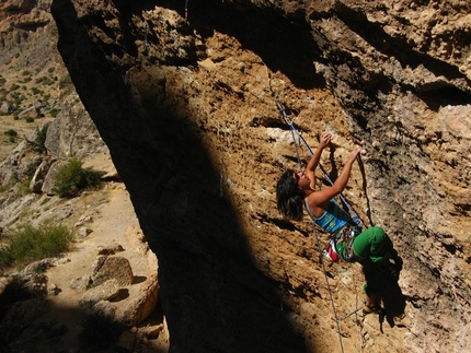 Kazikli Canyon, Turchia - Kazikli Canyon: Zeynep Tantekin, Marrakesh 7b+.