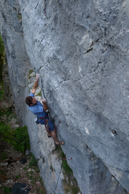 Alta Val Aupa - Alta Val Aupa. Andrea Polo sale Il Principe della falesia 7c+.