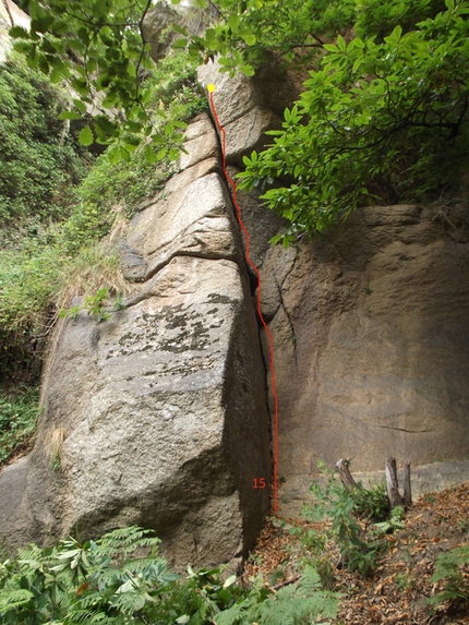 Wonderland, Valle Po, Piedmont - The trad climbing crag Wonderland, Valle Po, Piedmon, Italy
