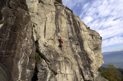 Monte Bracco, Monviso, Piedmont, Italy - Donato Lella climbing at Monte Bracco, Monviso, Piedmot