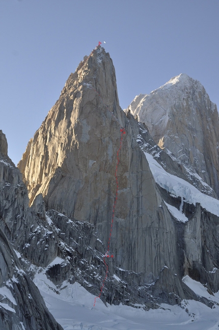 Via Russo, nuova via sull'Aguja Poincenot in Patagonia