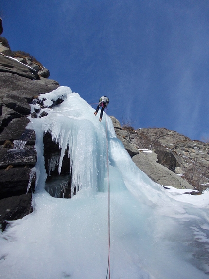 Vallone di Sea - In doppia dall'ultimo salto della Cascata di Balma Massiet