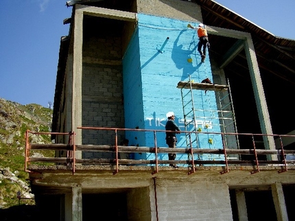 Nuova scuola di arrampicata ad Oropa