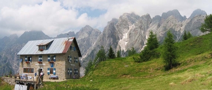 Trekking among Marmarole