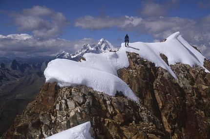 Al partir por los Andes - Cordilleras Huallanca, Blanca, Huayhuash, Raura, Negra