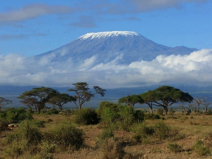 TREKKING KILIMANJARO, TANZANIA