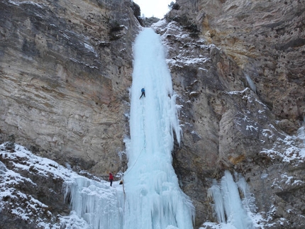Val Porsiglia e Val Longa, nuove cascate di ghiaccio in Trentino