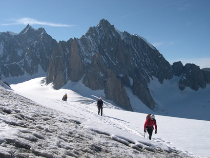 camminata su ghiacciaio - risalendo al Colle Flambeau