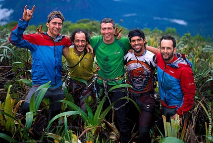 Cerro Autana - The team on the summit of Cerro Autana: Leo Houlding, Yupi Rangel, Sean Leary, Alejandro Lamus, Jason Pickles.