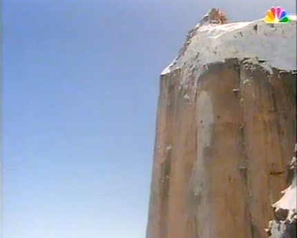 Great Trango Tower: il base jump di Glenn Singleman e Nic Feteris